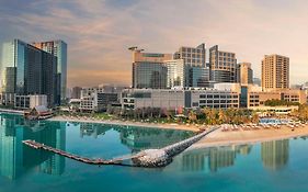 Beach Rotana - Hotel